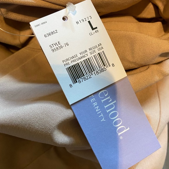 ❤️NWT MATERNITY PANTS❤️ - Picture 4 of 4